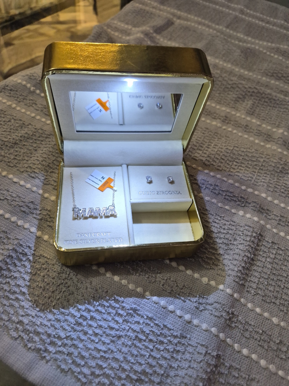 Silver 'Mama' Necklace and Stud Earrings Set - Silver